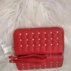 NWT! BOUTIQUE QUILTED BLING WALLET WRISTLET